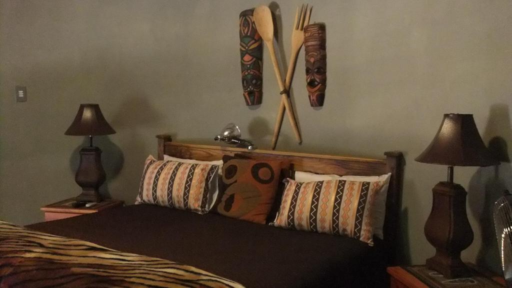 Treetops & Treats Guest House Претория Экстерьер фото