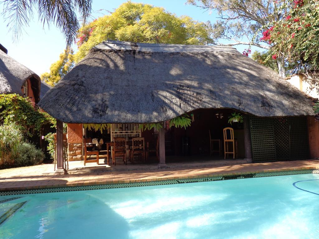 Treetops & Treats Guest House Претория Экстерьер фото